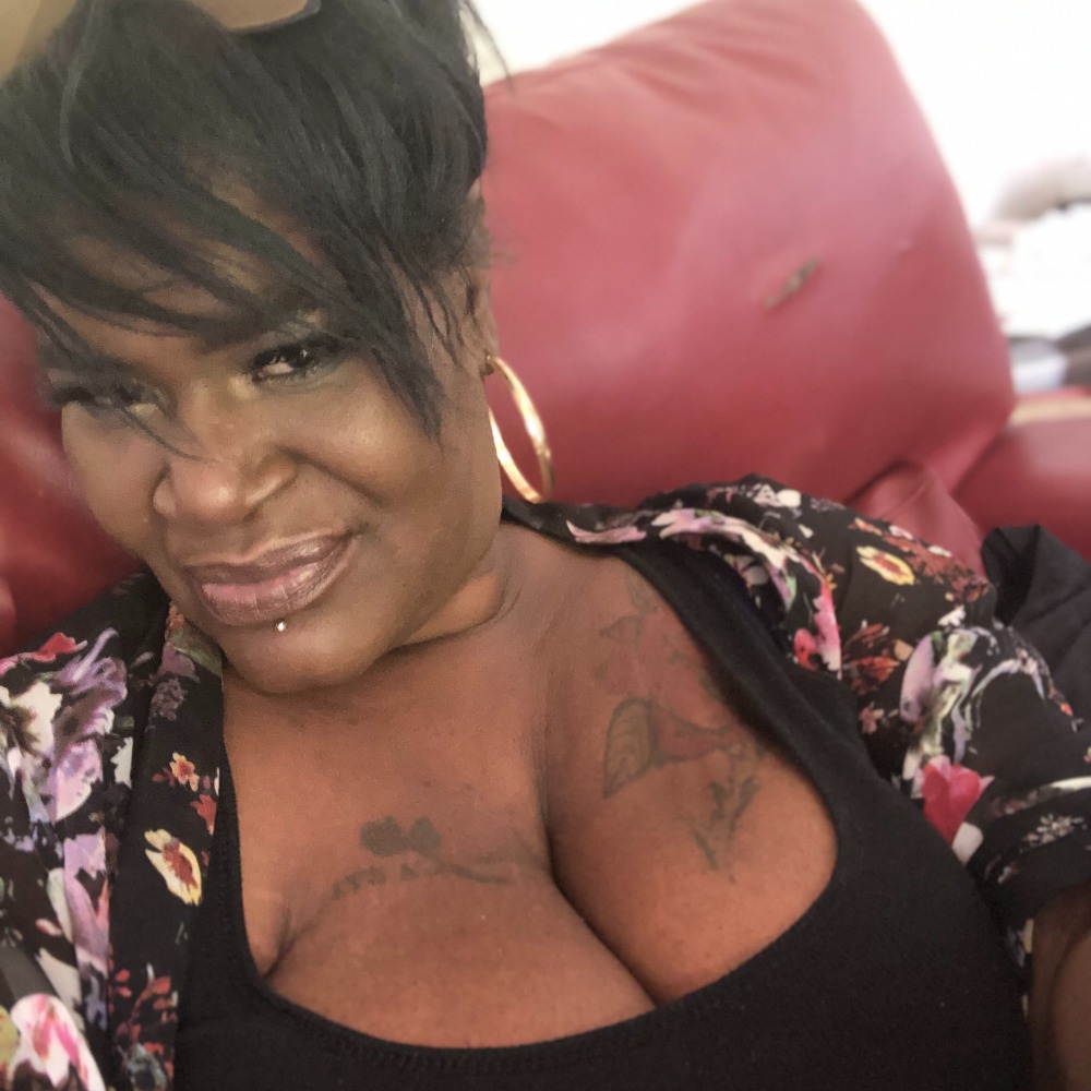Meet your Posher, Utocqua renee
